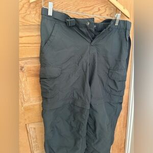 Rei•women’s grey hiking pants•size: 4 petite